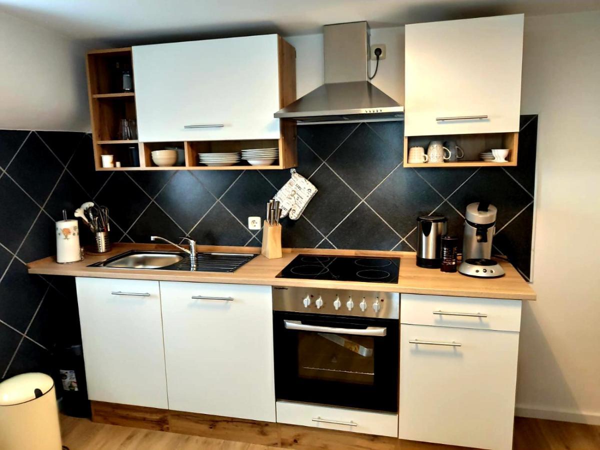 Apartment Schweich-Issel Familie Lentes Neu Renoviert Exteriör bild
