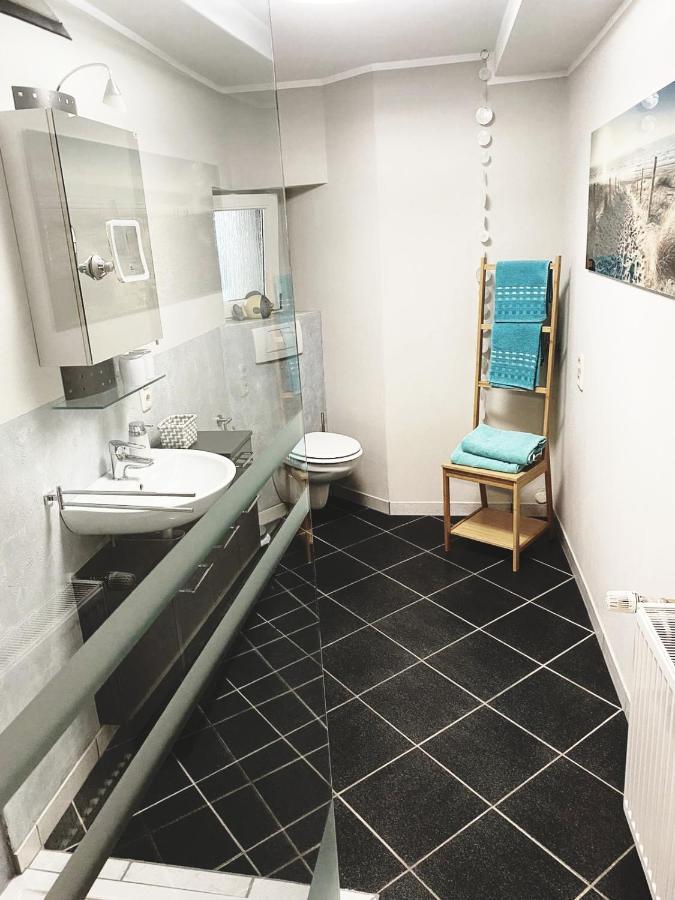 Apartment Schweich-Issel Familie Lentes Neu Renoviert Exteriör bild