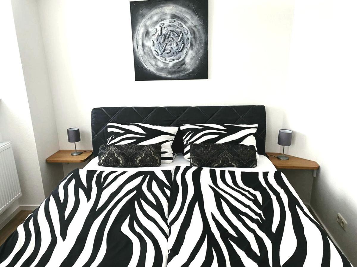 Apartment Schweich-Issel Familie Lentes Neu Renoviert Exteriör bild