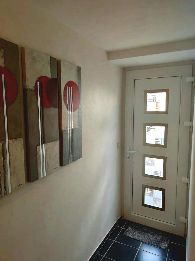 Apartment Schweich-Issel Familie Lentes Neu Renoviert Exteriör bild