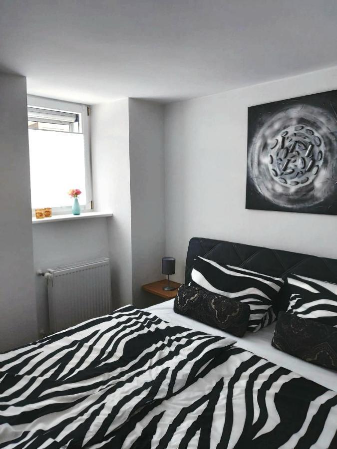 Apartment Schweich-Issel Familie Lentes Neu Renoviert Exteriör bild